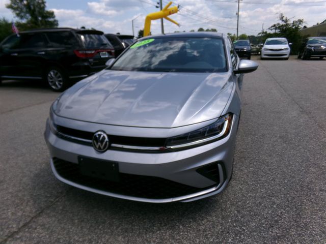 2025 Volkswagen Jetta SE