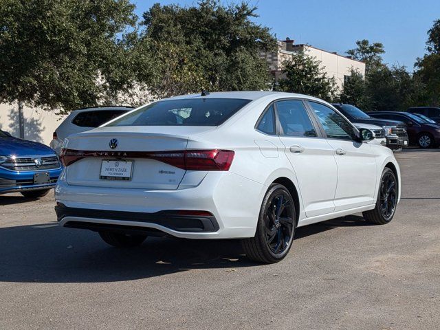 2025 Volkswagen Jetta SE