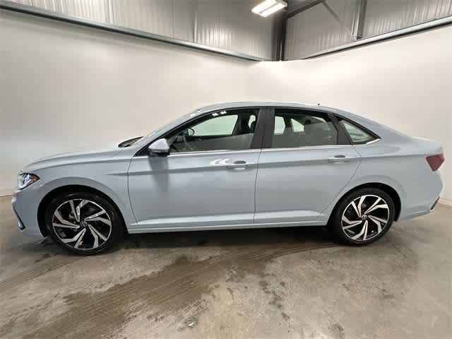 2025 Volkswagen Jetta SEL