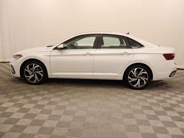 2025 Volkswagen Jetta SEL