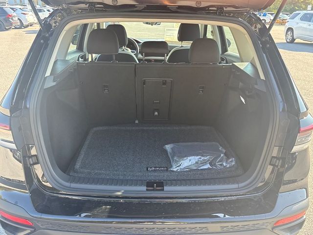 2025 Volkswagen Taos S