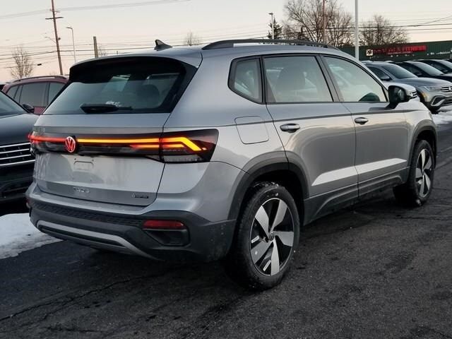 2025 Volkswagen Taos S