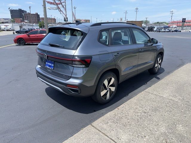 2025 Volkswagen Taos S
