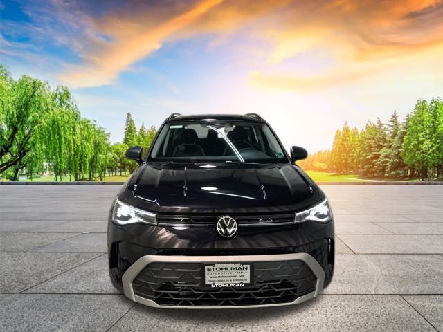 2025 Volkswagen Taos S