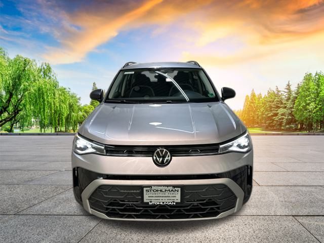 2025 Volkswagen Taos S