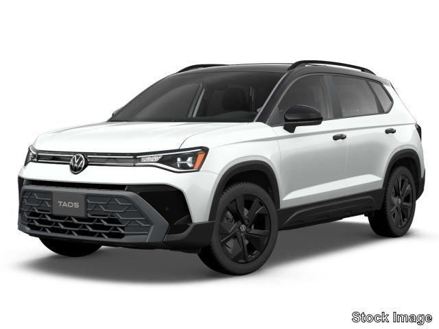 2025 Volkswagen Taos SE Black