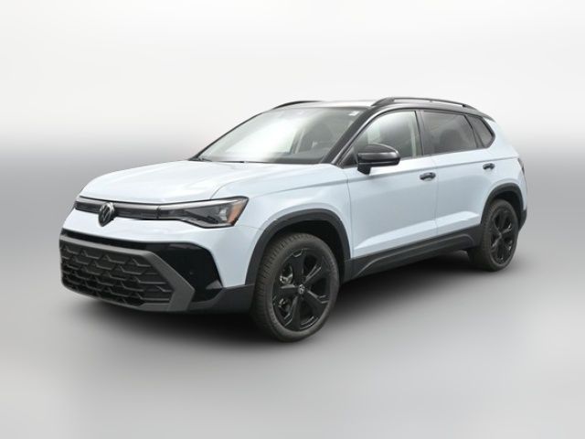 2025 Volkswagen Taos SE Black