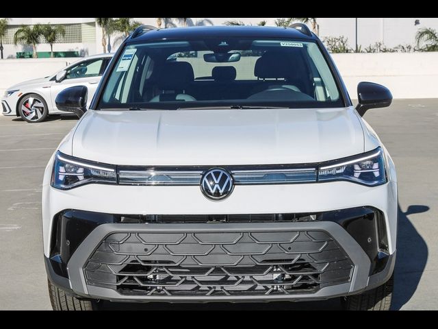 2025 Volkswagen Taos SE Black