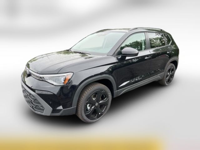 2025 Volkswagen Taos SE Black