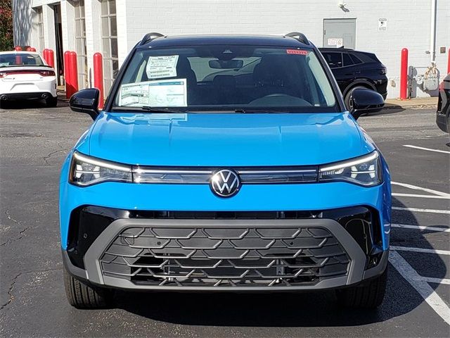 2025 Volkswagen Taos SE Black