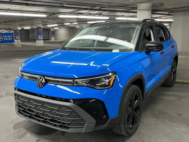 2025 Volkswagen Taos SE Black