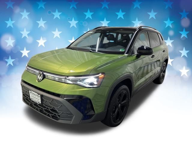 2025 Volkswagen Taos SE Black