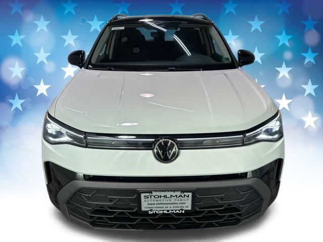 2025 Volkswagen Taos SE Black