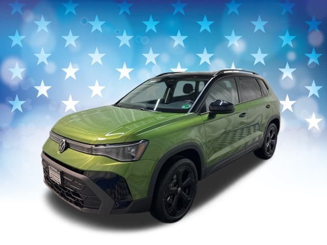 2025 Volkswagen Taos SE Black