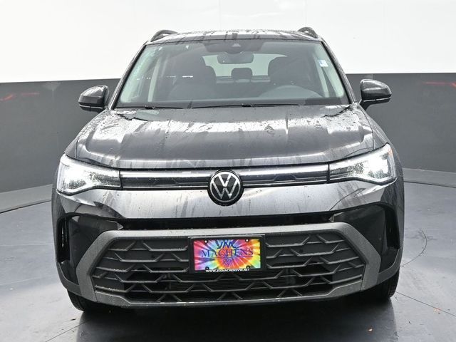 2025 Volkswagen Taos SE Black