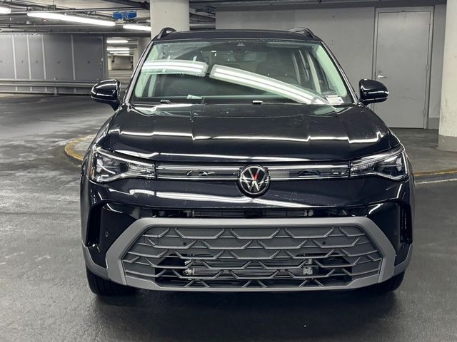 2025 Volkswagen Taos SE Black