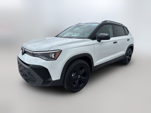 2025 Volkswagen Taos SE Black