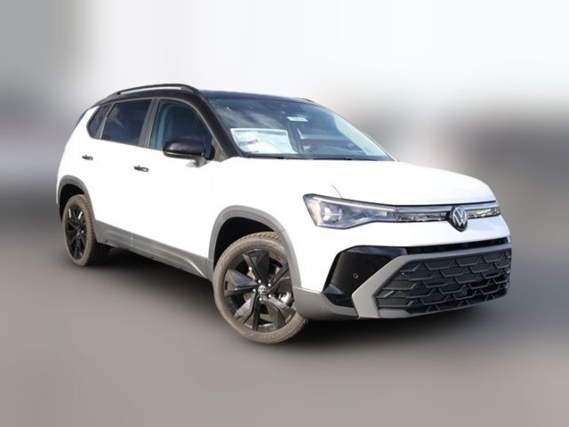 2025 Volkswagen Taos SE Black