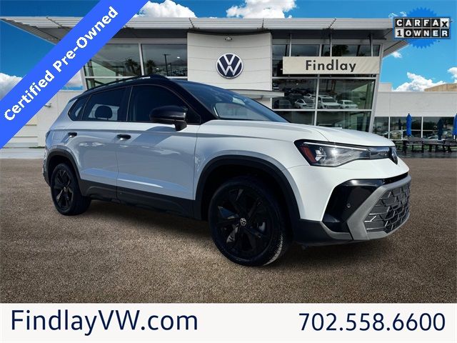 2025 Volkswagen Taos SE Black