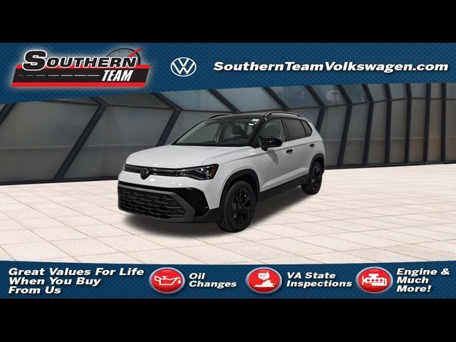 2025 Volkswagen Taos SE Black