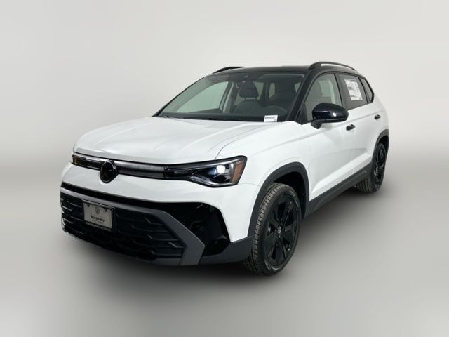 2025 Volkswagen Taos SE Black