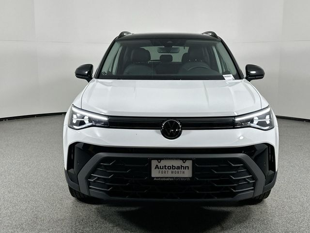 2025 Volkswagen Taos SE Black