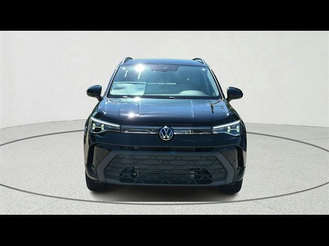 2025 Volkswagen Taos SE Black
