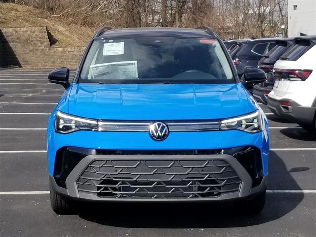 2025 Volkswagen Taos SE Black