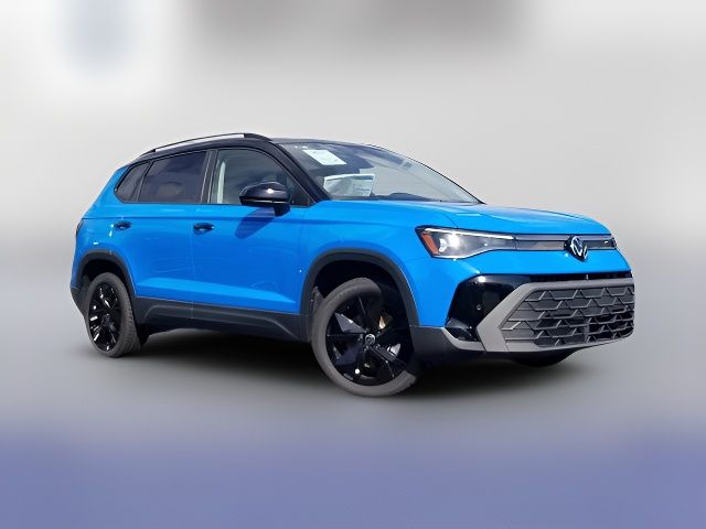 2025 Volkswagen Taos SE Black