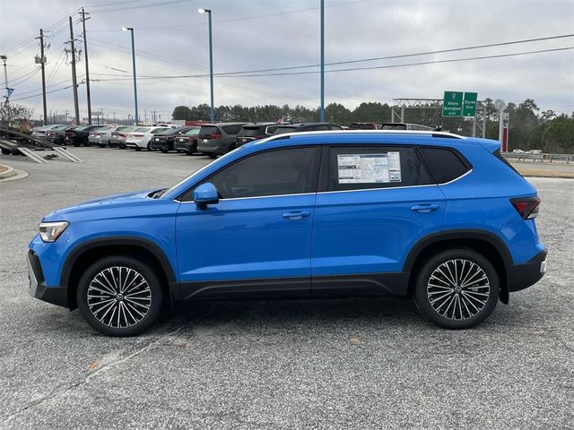 2025 Volkswagen Taos SE