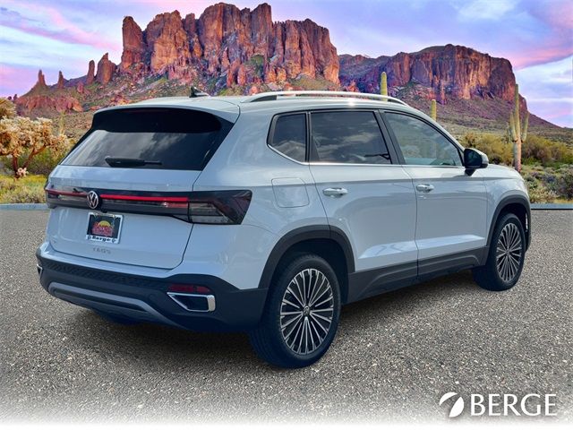 2025 Volkswagen Taos SE