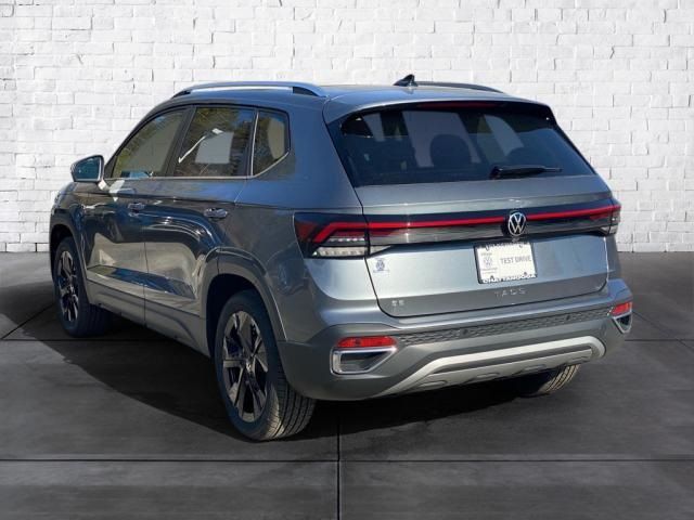 2025 Volkswagen Taos SE