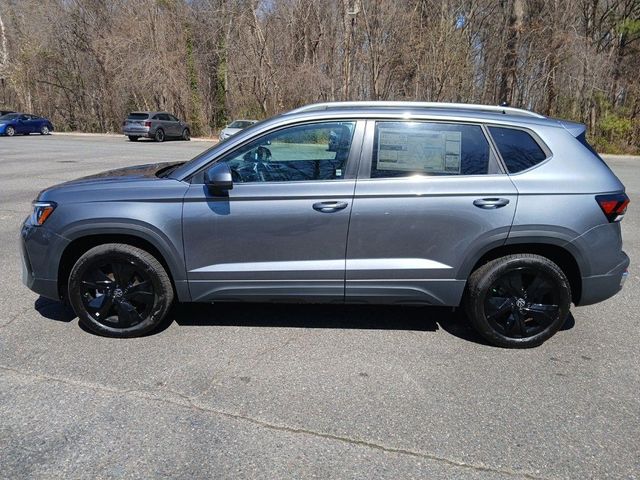 2025 Volkswagen Taos SE