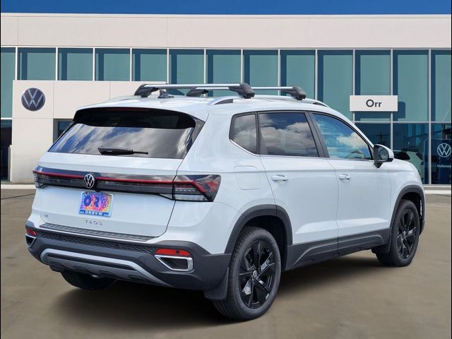2025 Volkswagen Taos SE