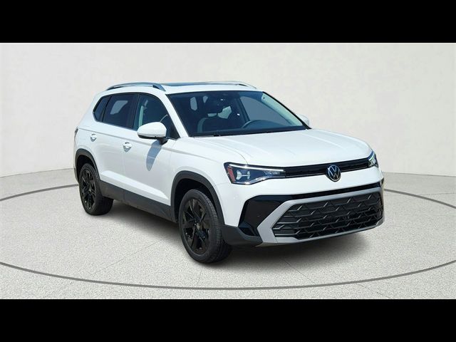 2025 Volkswagen Taos SE