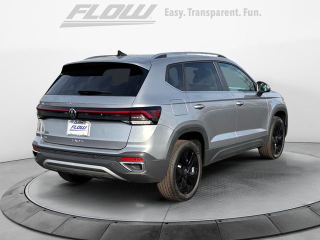 2025 Volkswagen Taos SE