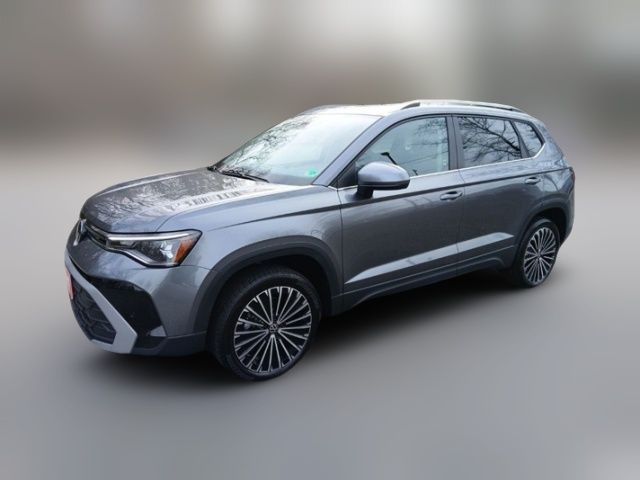 2025 Volkswagen Taos SE