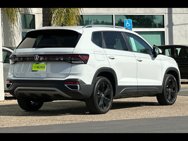 2025 Volkswagen Taos SE