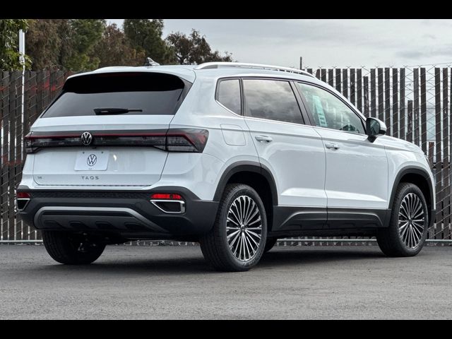 2025 Volkswagen Taos SE