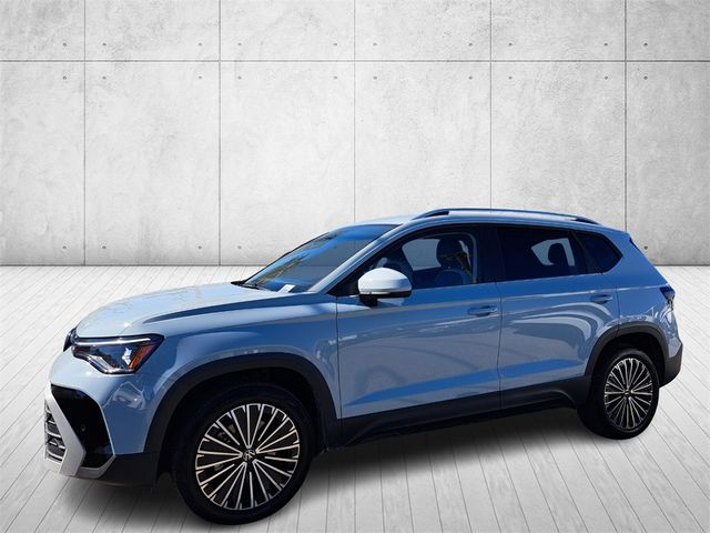 2025 Volkswagen Taos SE