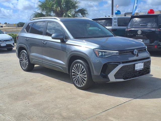 2025 Volkswagen Taos SE