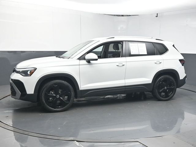 2025 Volkswagen Taos SE