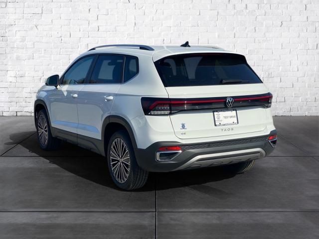 2025 Volkswagen Taos SE