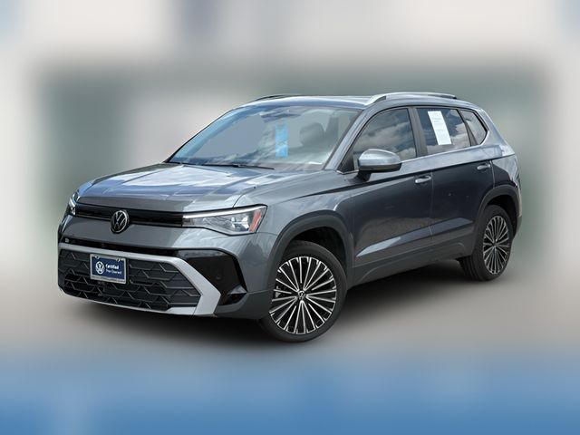 2025 Volkswagen Taos SE