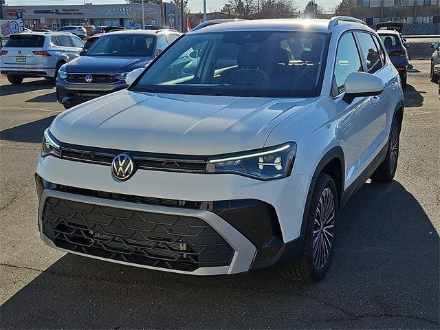 2025 Volkswagen Taos SE