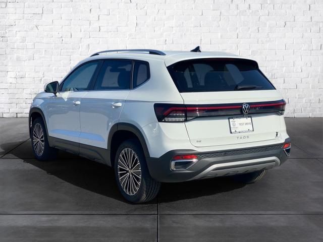 2025 Volkswagen Taos SE