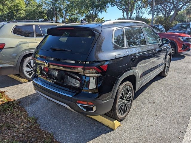 2025 Volkswagen Taos SE