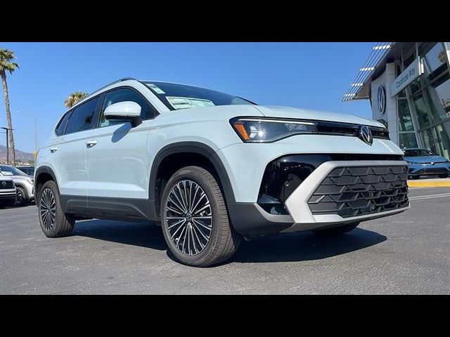 2025 Volkswagen Taos SE