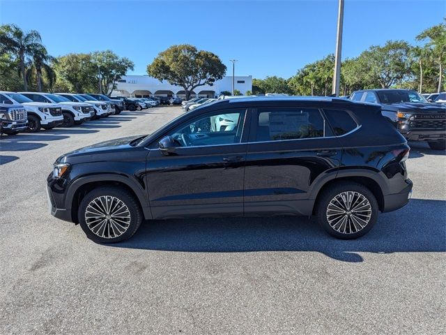 2025 Volkswagen Taos SE