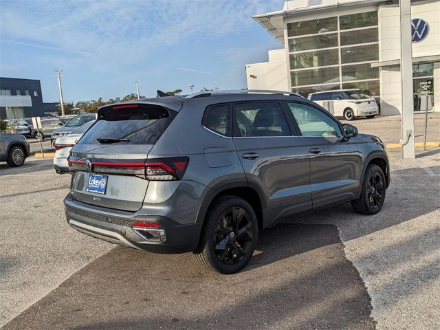 2025 Volkswagen Taos SE